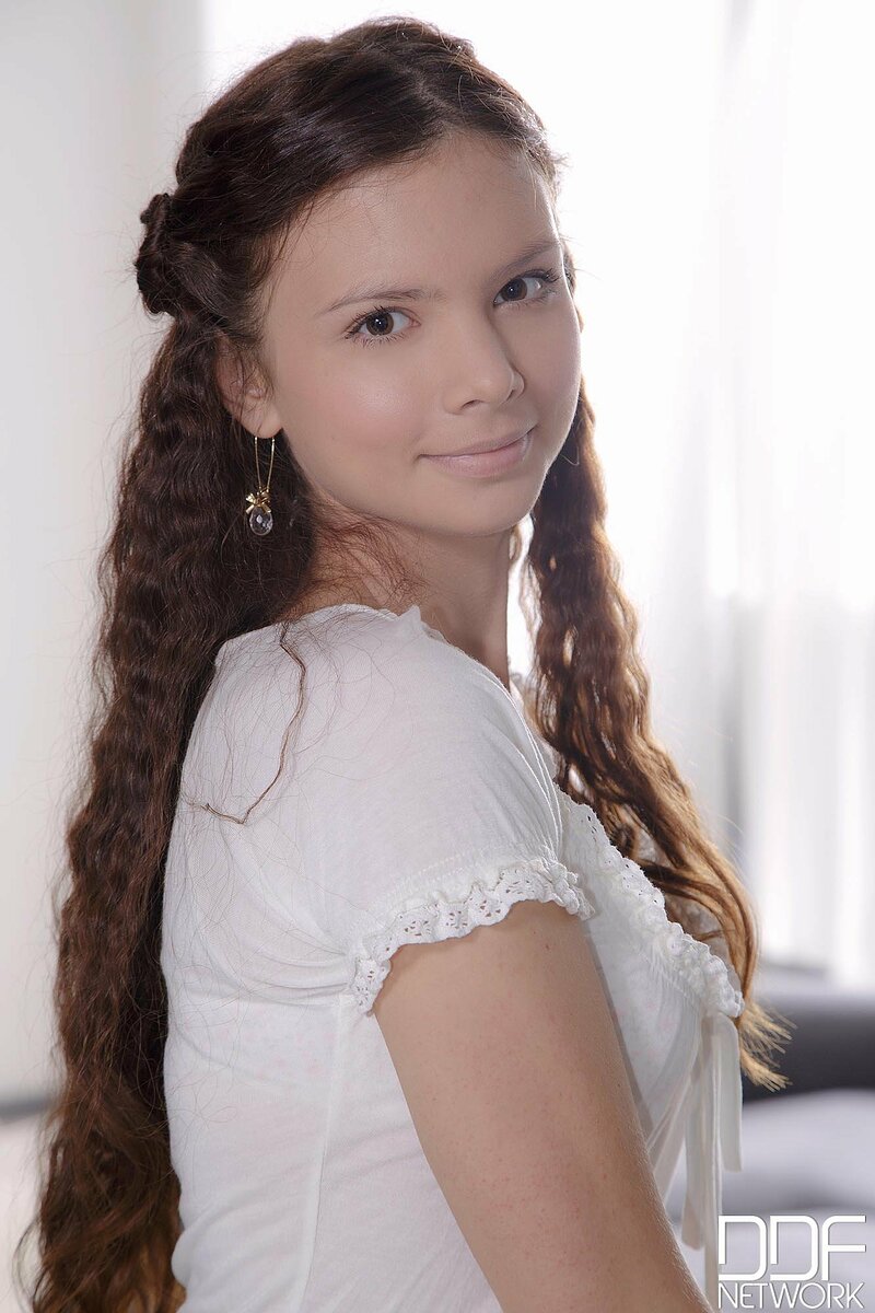 Вика, 69 лет, 0 размер груди